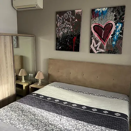Апартамент Черно И Бяло - 11 Apartment Varna